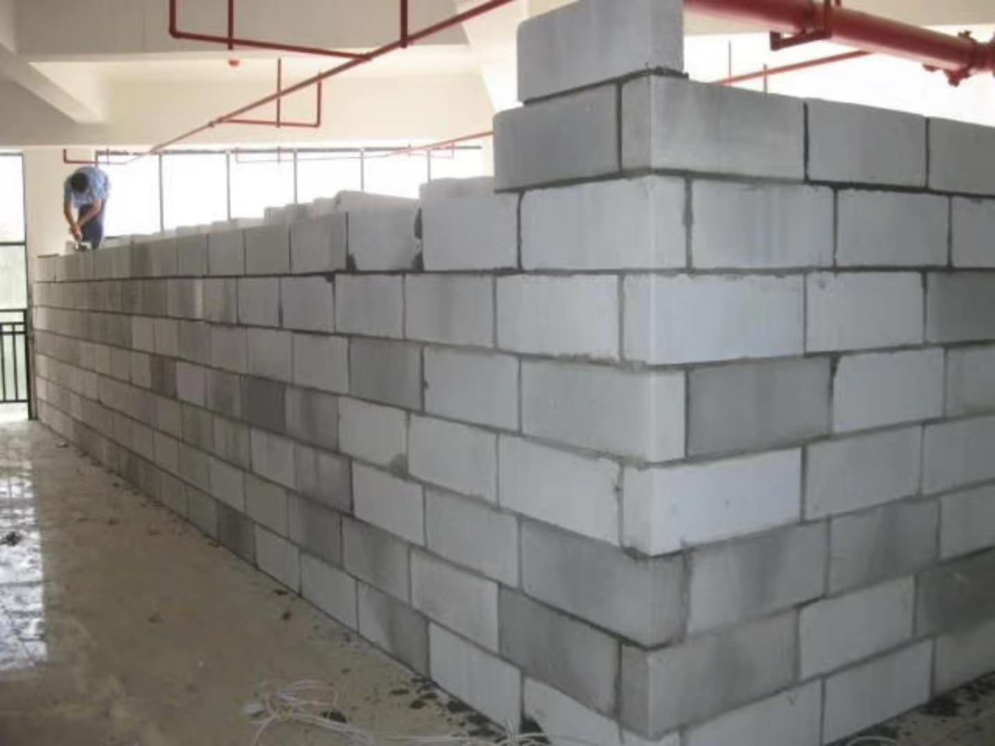 青神蒸压加气混凝土砌块承重墙静力和抗震性能的研究